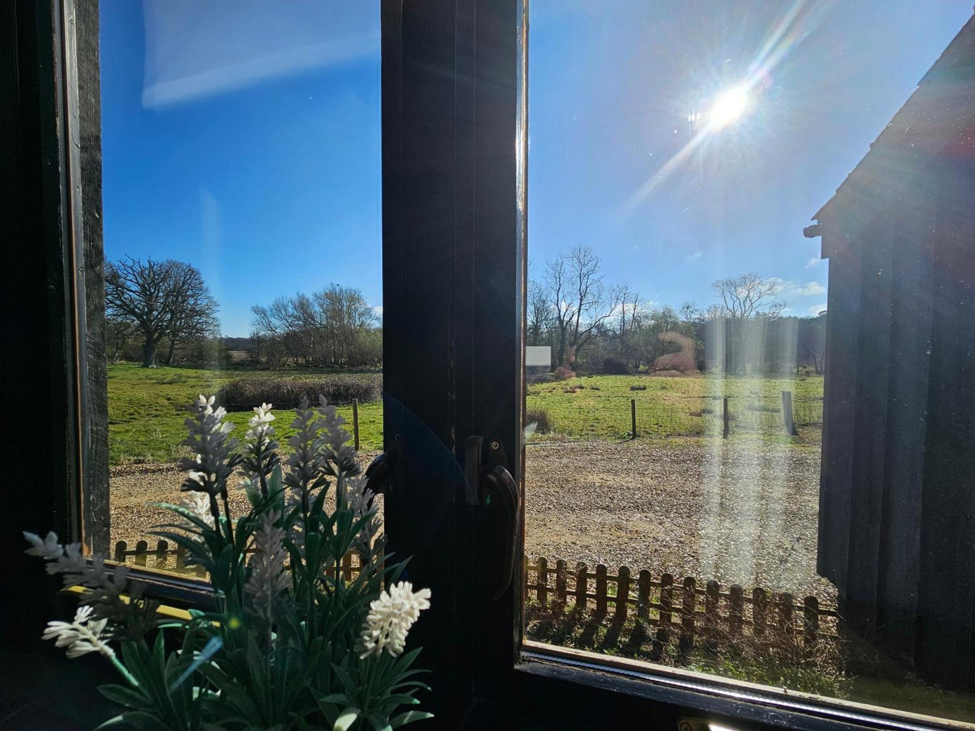 The Swan Inn Hilborough Luaran gambar